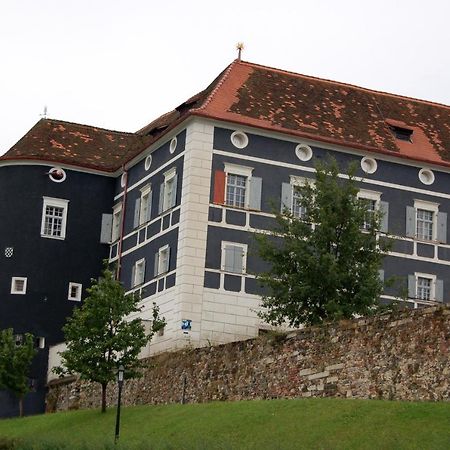 Schloss Aichberg Acomodação com café da manhã Eichberg Exterior foto